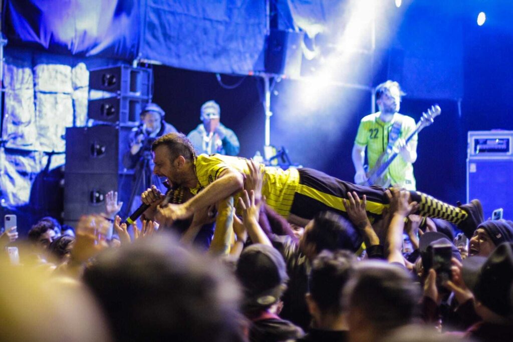 Alt Kültür: Gençlerin Hayatlarına Nasıl Etki Ediyor?